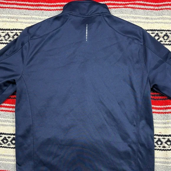 Running Room Quilted Blue Performance Jacket | Small - Picture 3 of 4